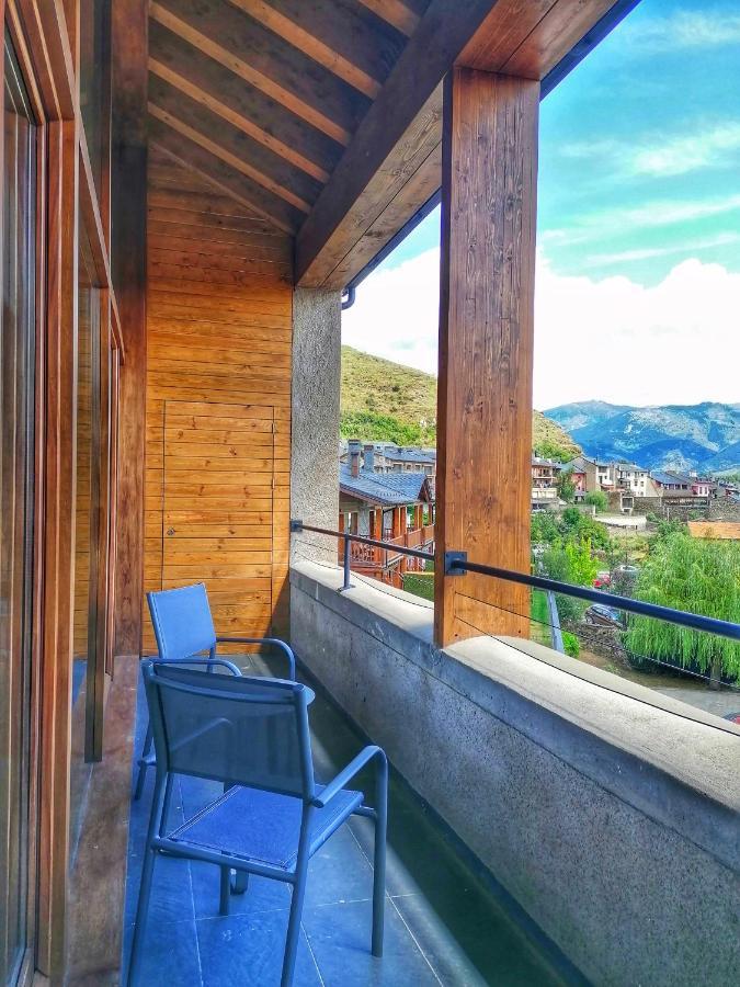 Apartament "El Castell" Casa Rural Cal Rialla Llivia Exterior foto